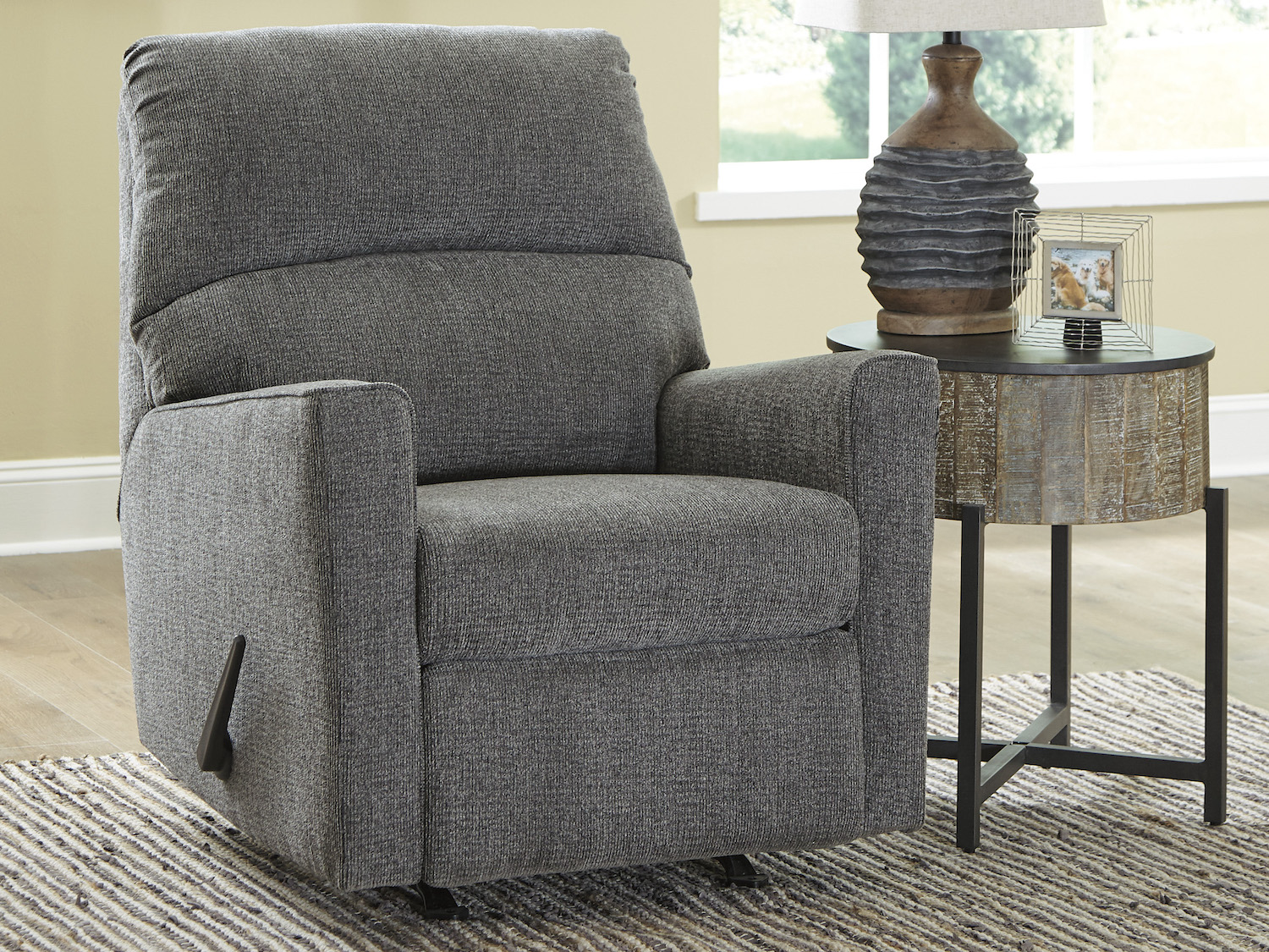 Dalhart Manual Recliner by Ashley