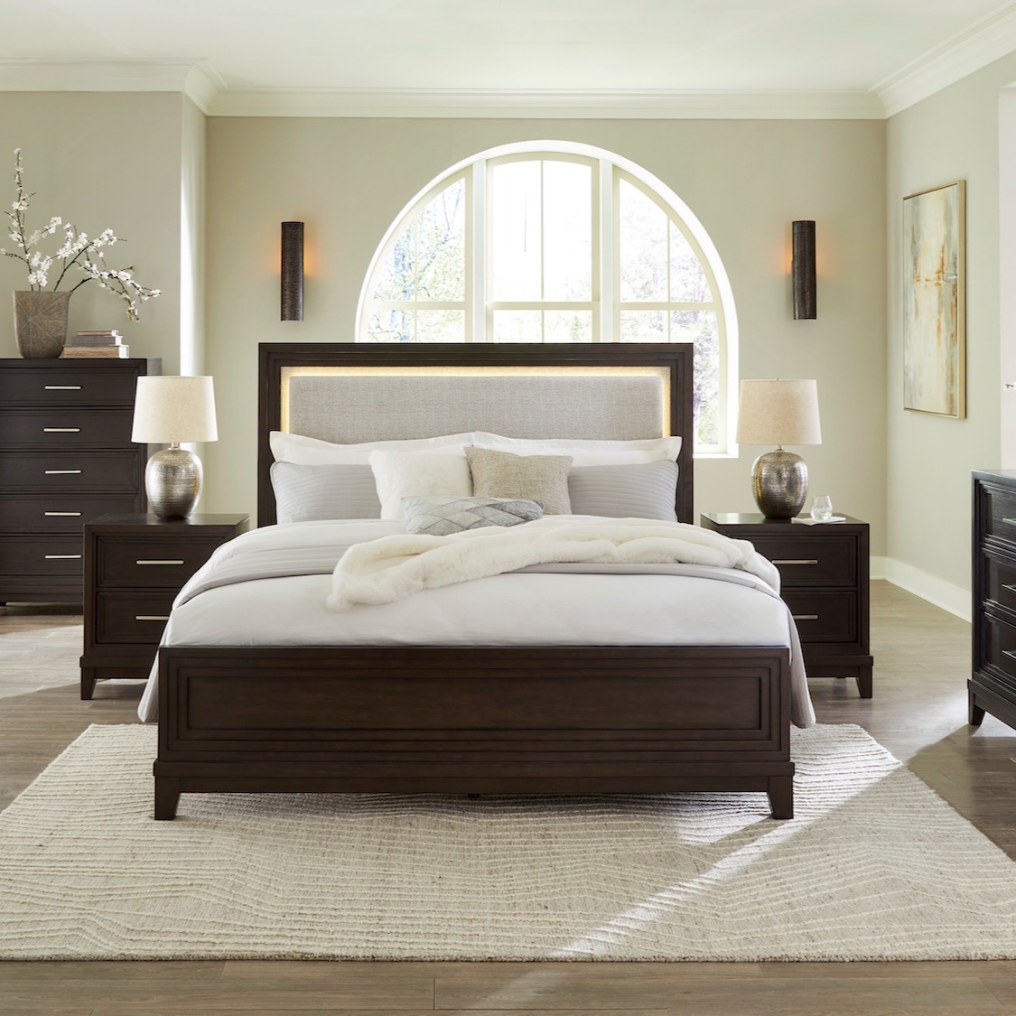 Ashley Neymorton 6 PC Queen Upholstered Panel Bedroom Set