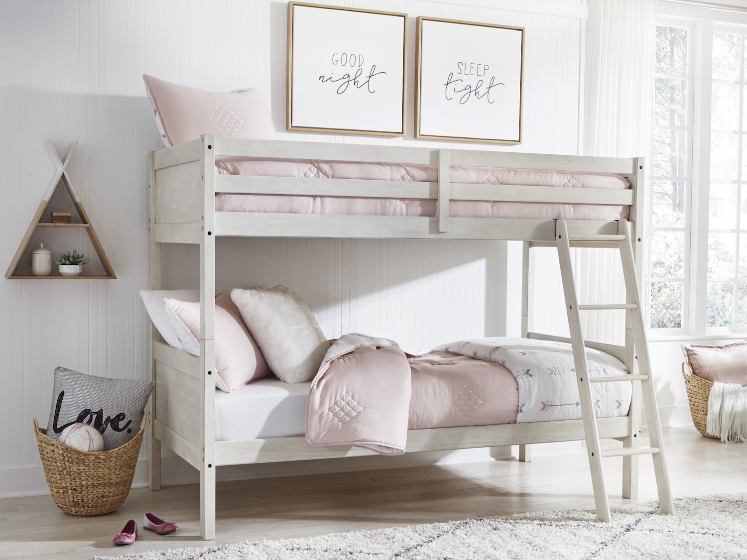 Robbinsdale Twin/Twin Bunk Bed w/Ladder