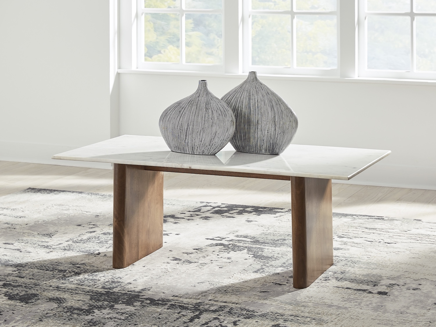 Isanti Rectangular Cocktail Table