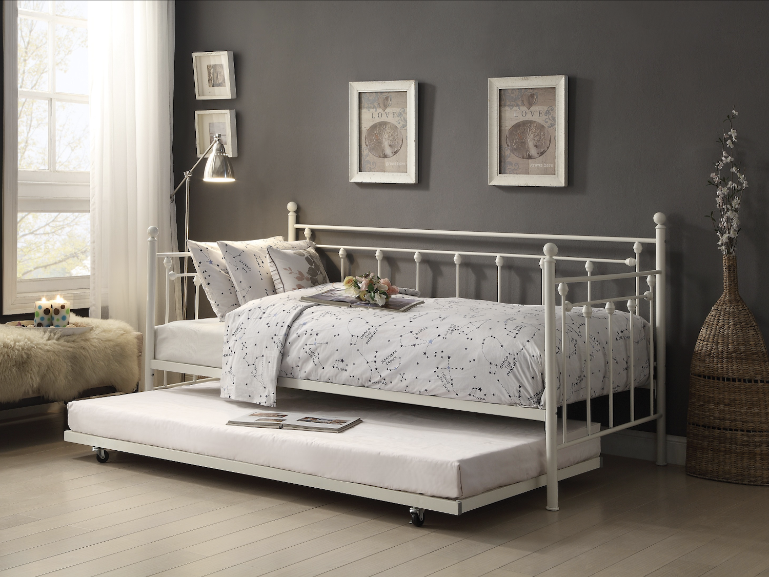 Lorena Daybed with Trundle