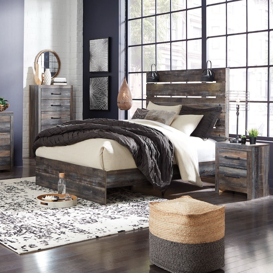 Drystan Queen Panel 6 PC Bedset by Ashley